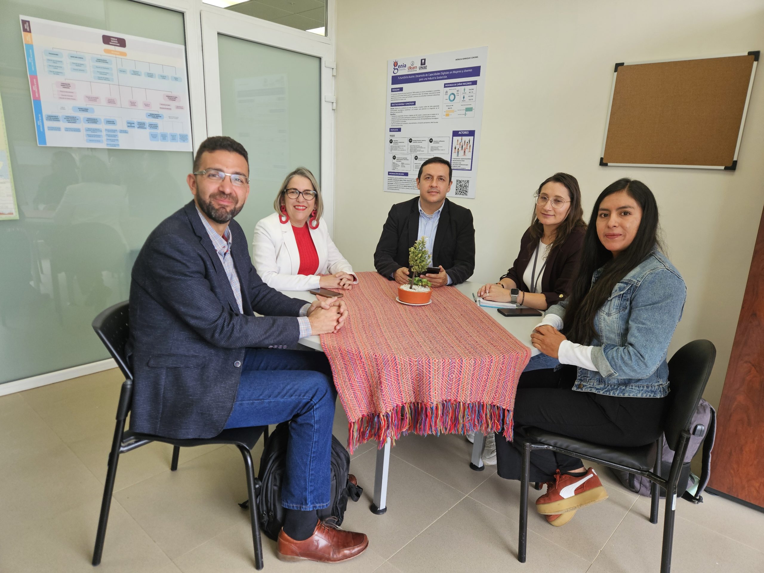 Reunión de trabajo UC3M, UNAE y UCUENCA fortalece la coordinación del proyecto GENIAL